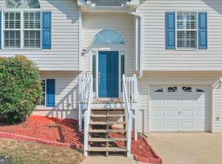 371 Crystal Creek Ln, Dallas, GA 30157