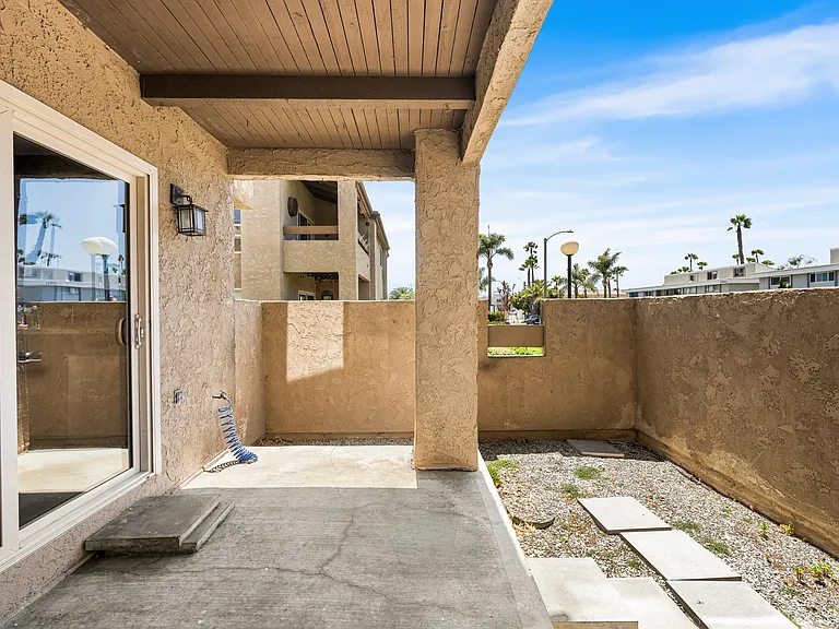16939 Bluewater Ln — Photo 18