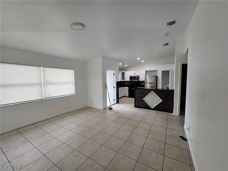 1248 Columbus Blvd #A — Photo 12
