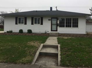 5402 Riviera Dr, Fort Wayne, IN 46825