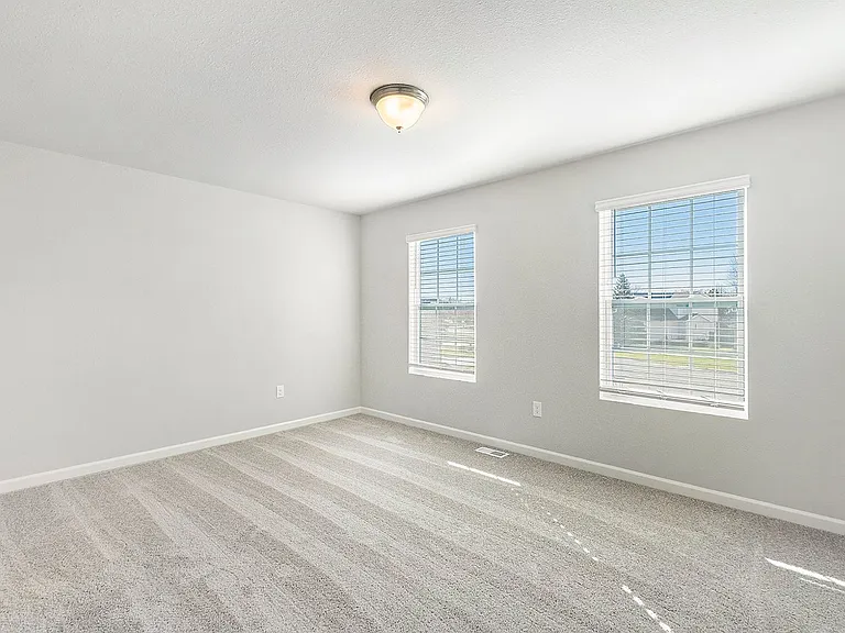115 E Mason St — Photo 31