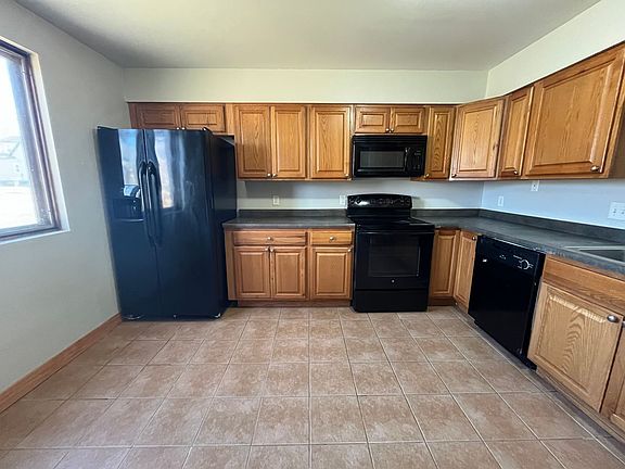 4th image of 2635 N 42nd St APT 3