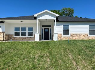 4501 SW Lincolnshire Rd, Topeka, KS 66610