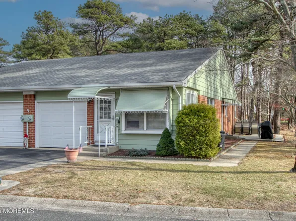 17 Monticello Drive #B, Whiting, NJ 08759