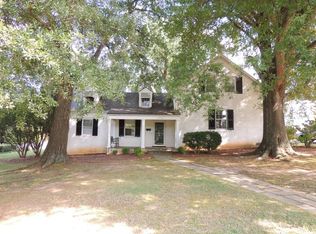 1025 Greenway Ct, Lynchburg, VA 24503