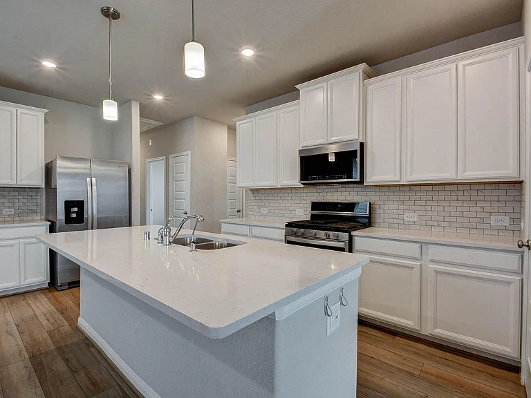 18572 Meadow Point Ln — Photo 12