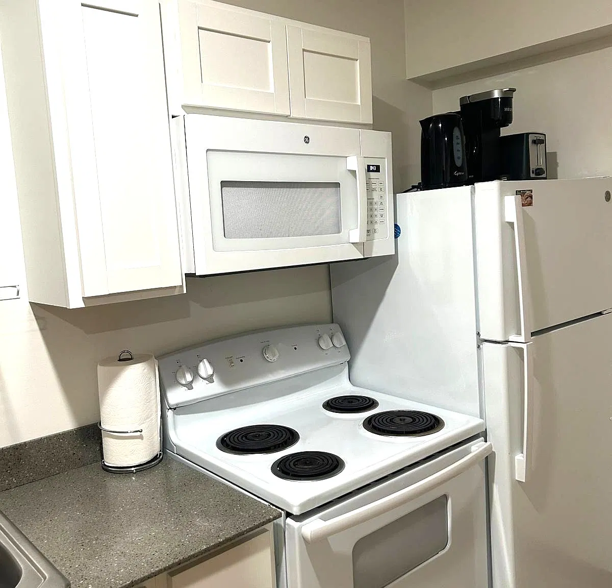 Studio, $1,200 — Photo 4