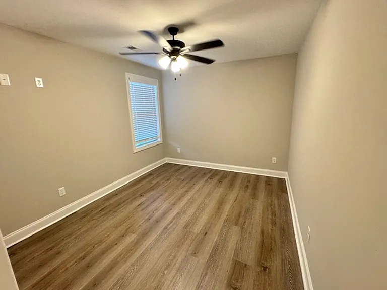 570 Tucker View Dr — Photo 12