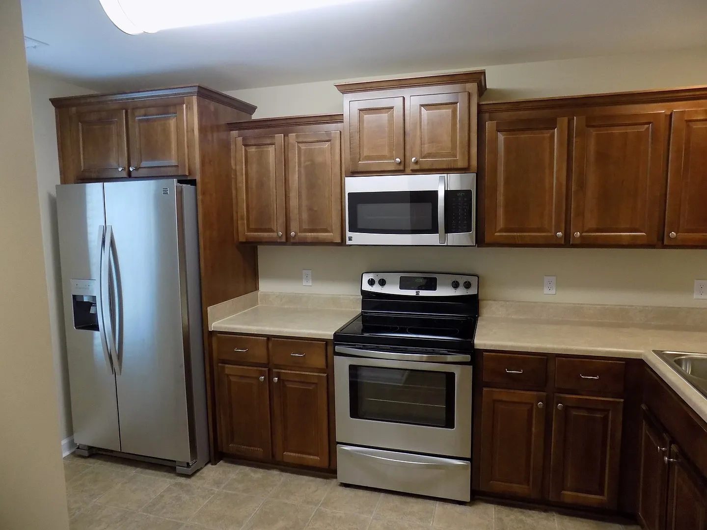 Town Home in Pooler! Move-In Ready — Photo 3