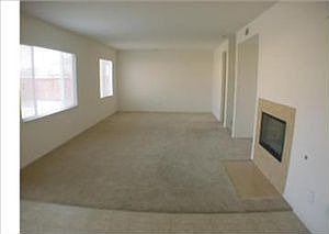 4th image of 599 Ivy Crest Dr