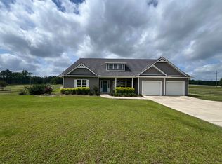 8 Conifer Dr, Columbia, MS 39429
