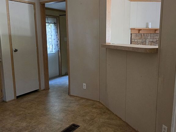 4th image of 1071 County Road 491