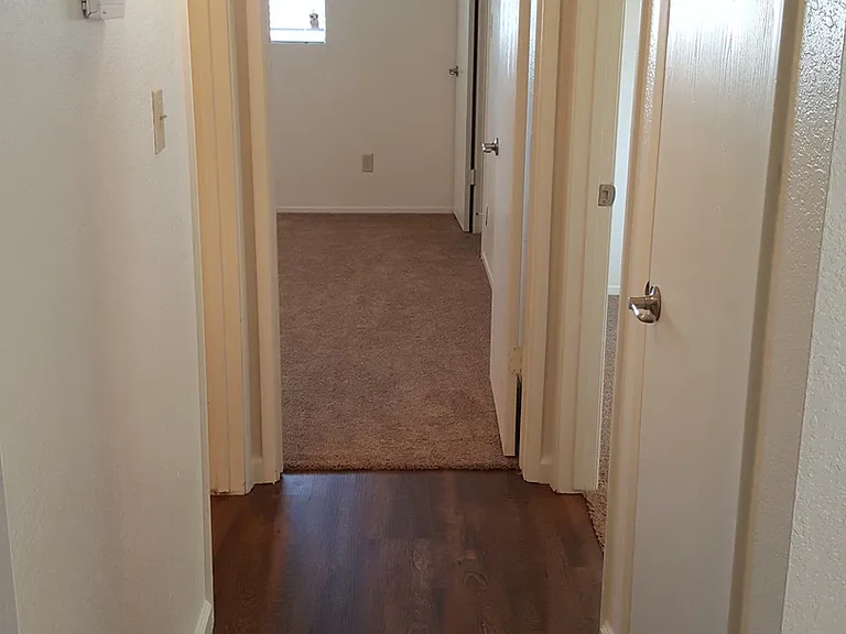 1050 Minnewawa Ave — Photo 22