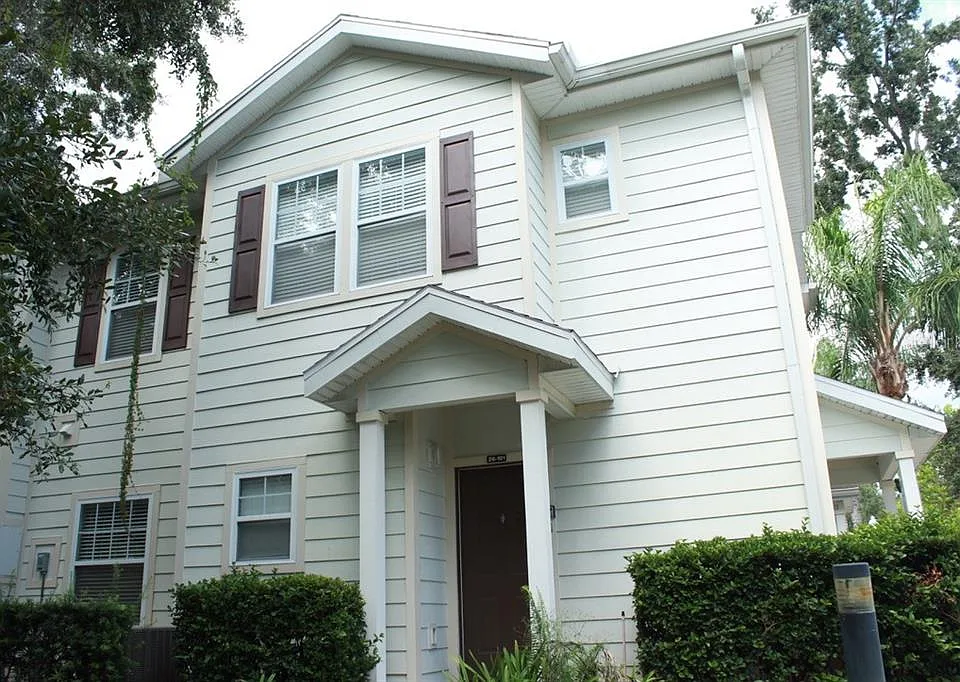 2900 Edenshire Way #101