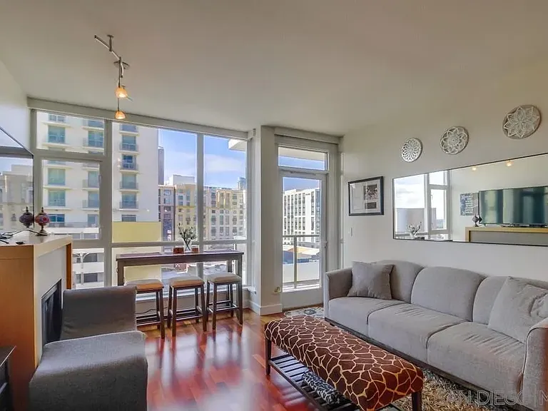 325 7th Ave #610 — Photo 9