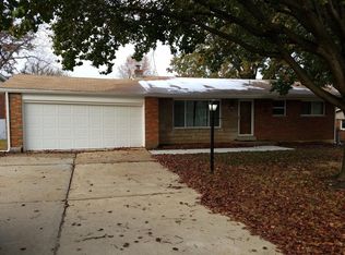 10765 Waycroff Dr, Saint Louis, MO 63114