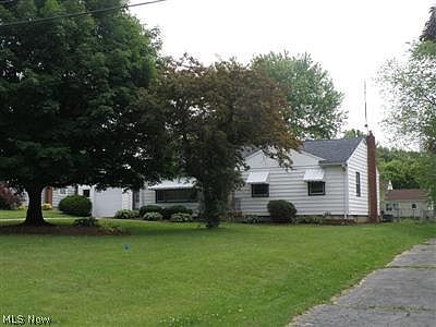 2nd image of 5094 Kuszmaul Ave NW