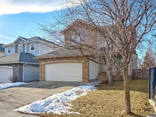 805 NE Panorama Hills Dr NW, Calgary, AB T3K 4X4