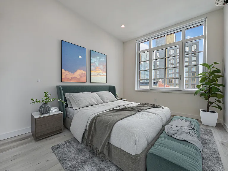 388 Vernon Ave #501 — Photo 7