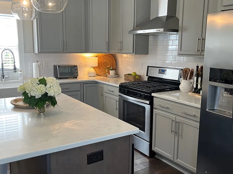 1460 Sawyer Pass — Photo 7