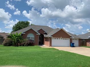 602 SE Cambridge Pl, Bentonville, AR 72712