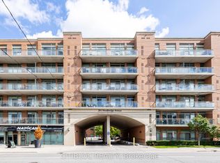 281 Woodbridge Ave #205, Vaughan, ON L4L 0C6
