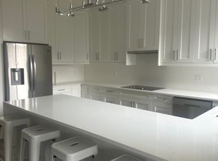 8128 Heather St, Richmond, BC V6Y 2R1