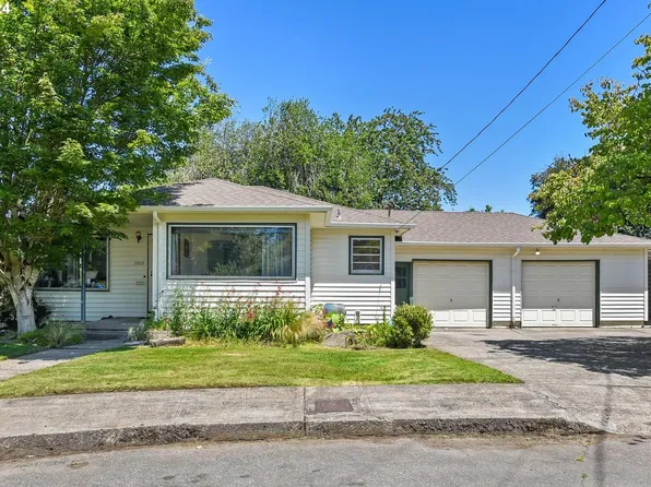 5955 SE Tibbetts St, Portland, OR 97206