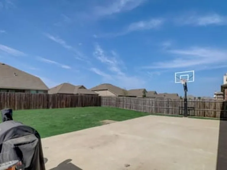 3105 Walker Creek Dr — Photo 12