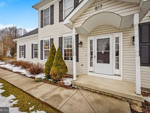 2nd image of 817 Wiseburg Rd