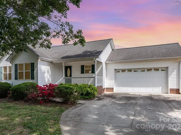 4751 Kemp Dellinger Rd, Maiden, NC 28650