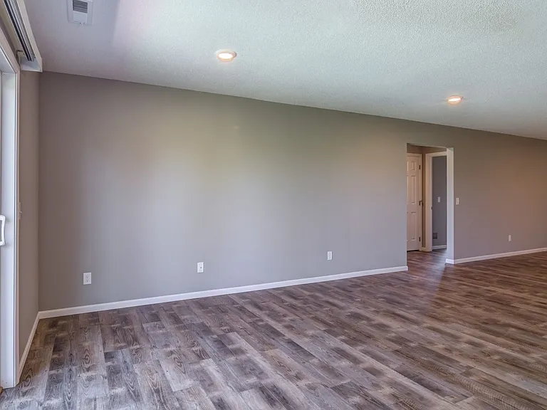 1657B Gunston Dr — Photo 10