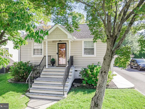 45 Betts Ave, Lawrence Township, NJ 08648