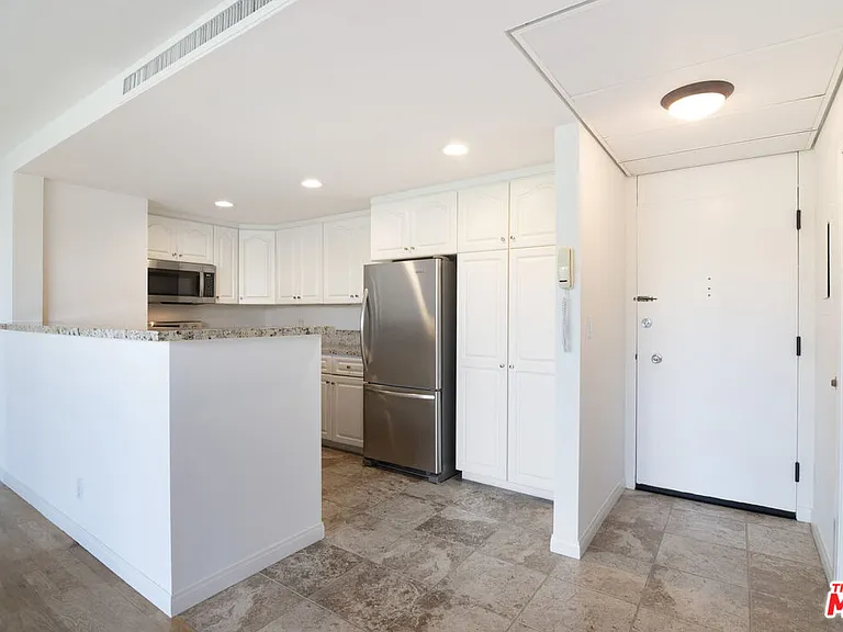2170 Century Park E #708 — Photo 7