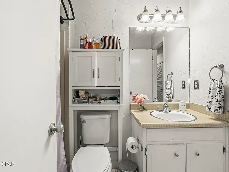 6519 Pridgen St — Photo 15