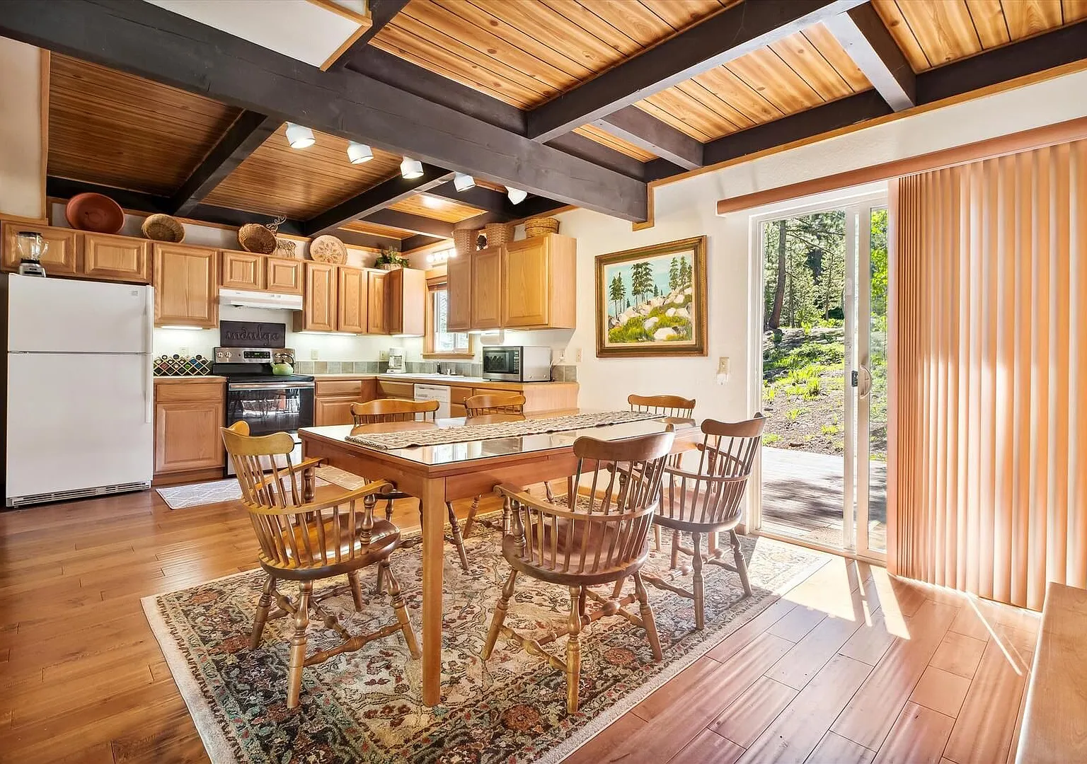 Alpine Meadows 3 Bedroom ski lease on Mineral Springs — Photo 2