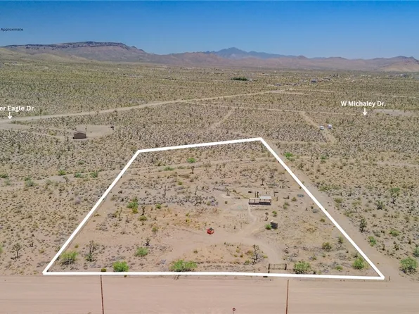 8586 W McGrath Dr, White Hills, AZ 86445