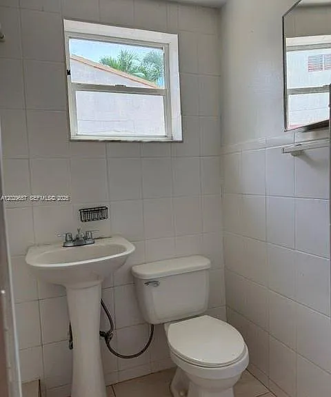 90 Flagami Blvd #2 — Photo 12