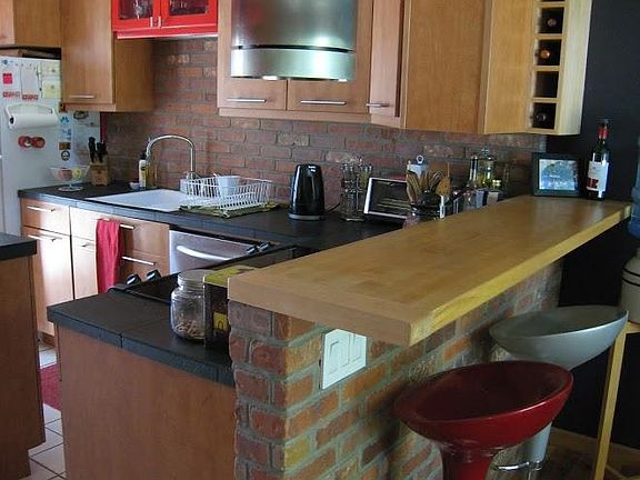 Kitchen / bar