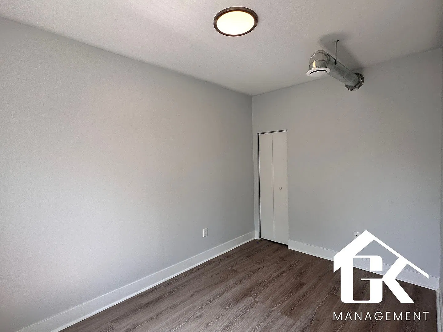 7504 Cameron Street — Photo 4