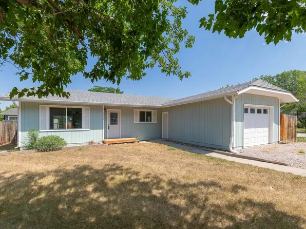 4004 Sherry Ct, Rapid City, SD 57703