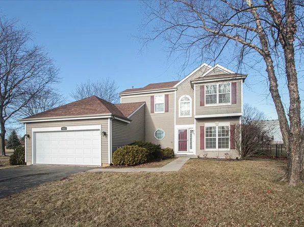 621 Joseph St, Lake In The Hills, IL 60156