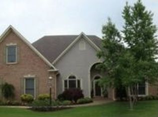 1402 Sweetbriar Pl SW, Decatur, AL 35603