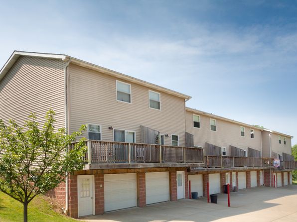 56 Highland Hills Dr APT 4