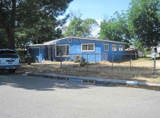 1930 McKinley Ave, Corning, CA 96021