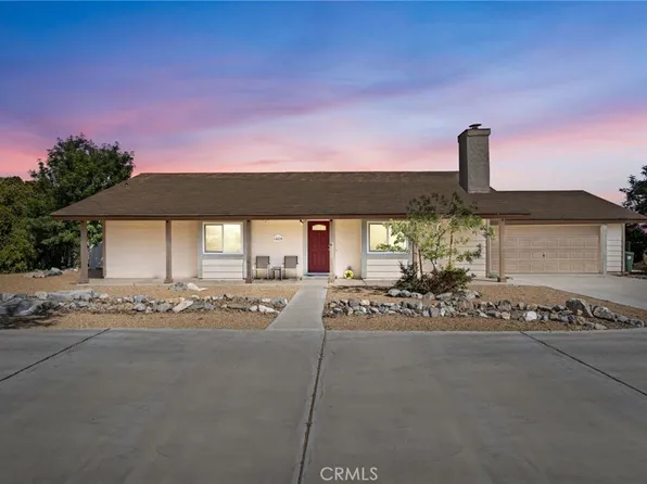 14420 Iroquois Rd, Apple Valley, CA 92307