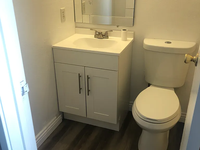 4437 Newsom Cir #C — Photo 17