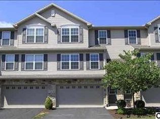 156 Old Schoolhouse Ln, Mechanicsburg, PA 17055