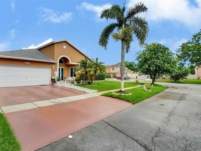 9581 Boulder St, Miramar, FL, 33025