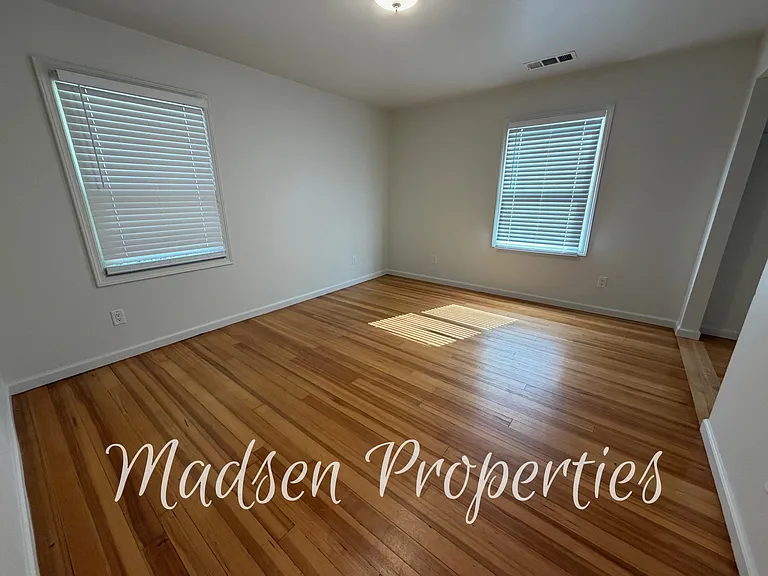 1618 Sunset Ave — Photo 10